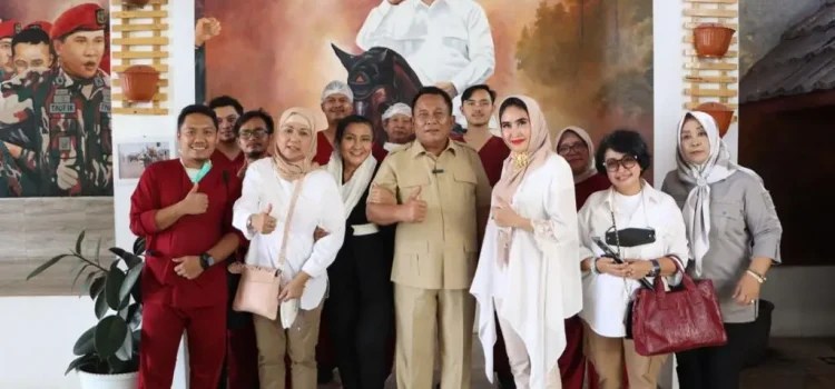 Ketua DPD Gerindra Jawa Barat Gandeng Tim Layanan Ambulance Gerindra Gelar Khitanan Massal