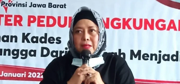 Tina Wiryawati Ajarkan Warga Jabar Hasilkan Rupiah dari Sampah