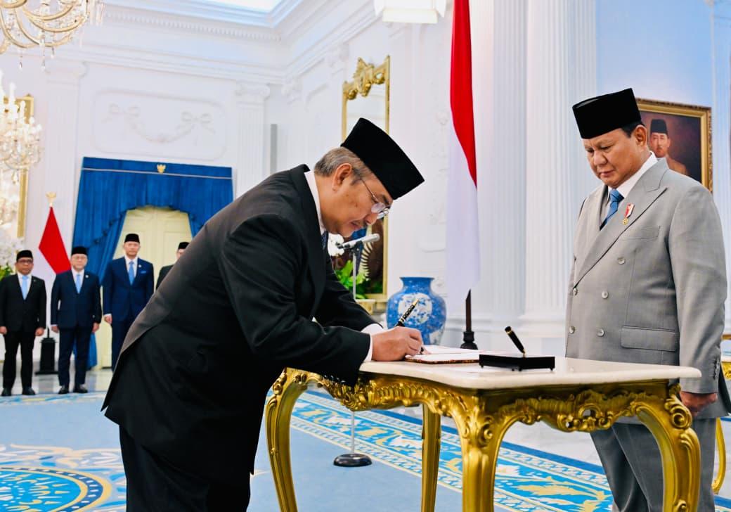 Presiden Prabowo Subianto Lantik Komisi Percepatan Reformasi Polri di Istana Merdeka