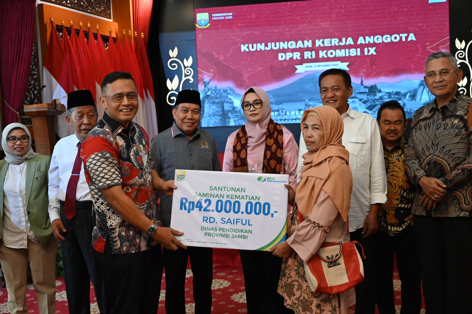 Wakil Ketua Komisi IX DPR RI, Putih Sari