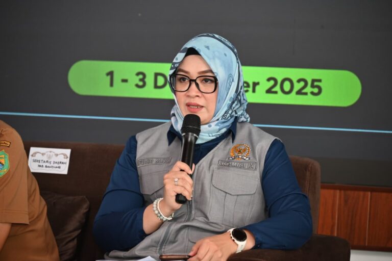 Wakil Ketua Komisi IX DPR RI, Putih Sari