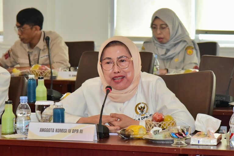 Anggota Komisi IV DPR RI, Endang Setyawati Thohari