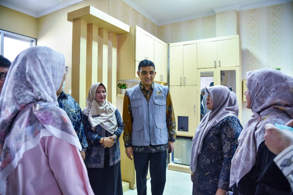 Anggota Komisi IX DPR RI, Ade Rezki Pratama