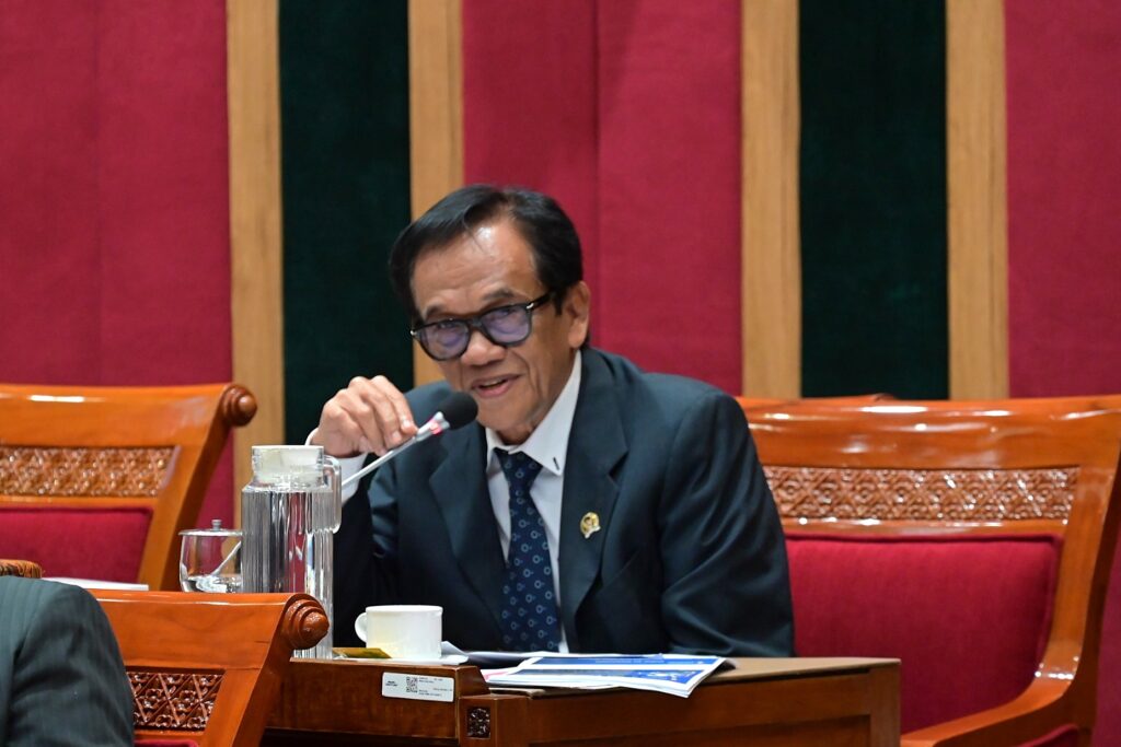 Anggota Komisi X DPR RI, La Tinro La Tunrung