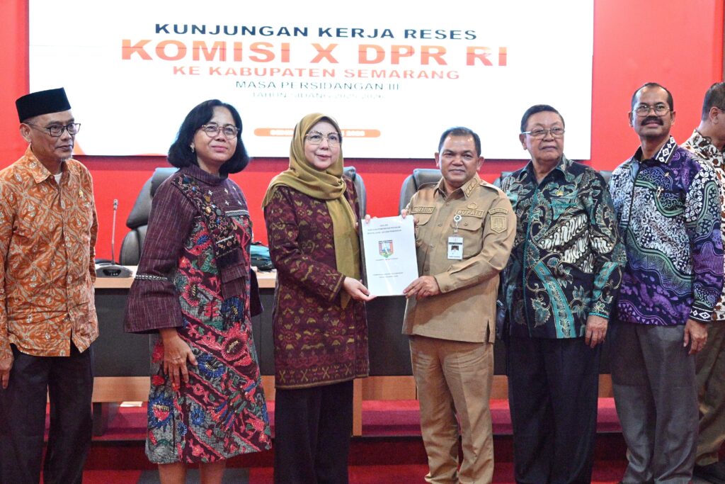 Wakil Ketua Komisi X DPR RI, Himmatul Aliyah