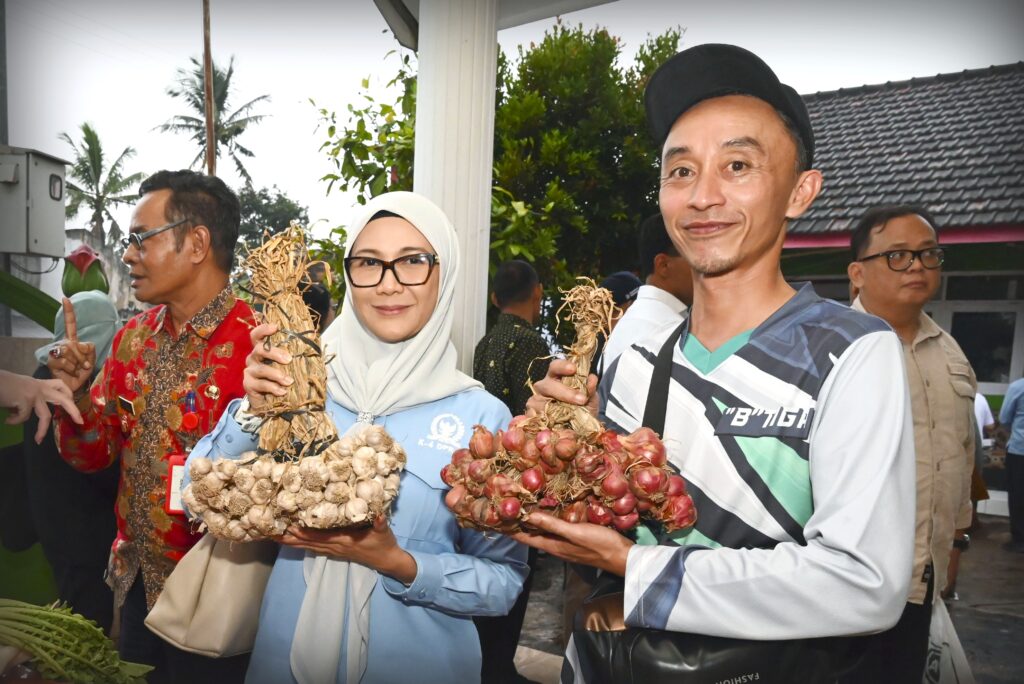 Anggota Komisi IV DPR RI, Melati