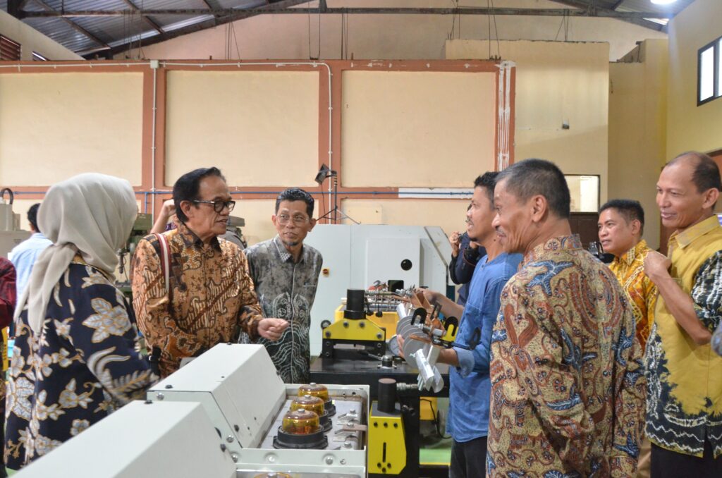 Anggota Komisi X DPR RI, La Tinro La Tunrung