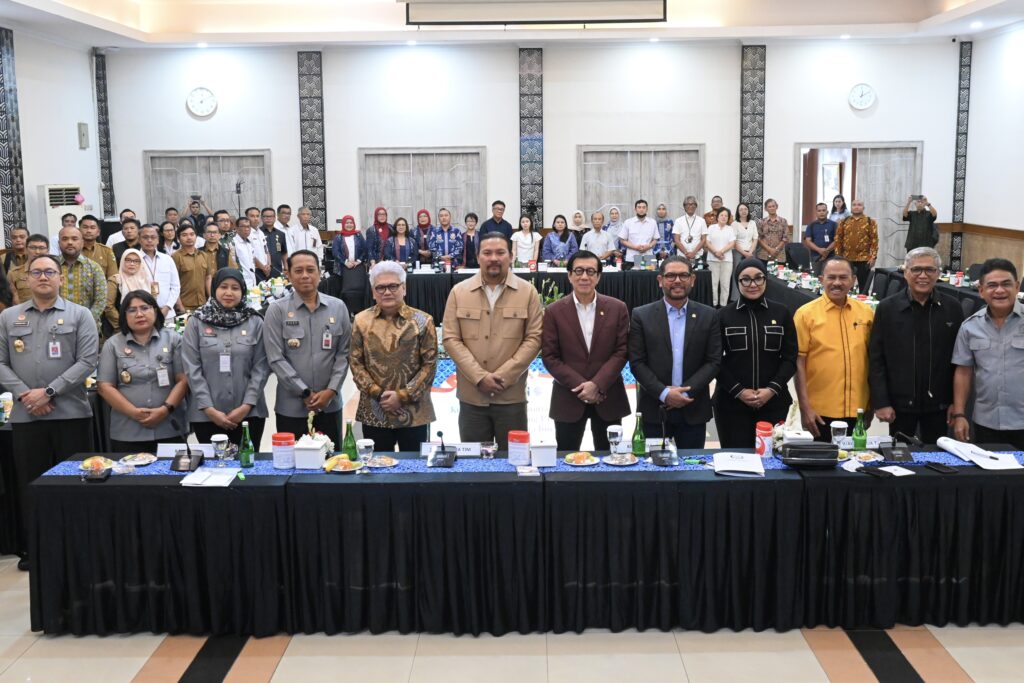 Ketua Pansus RUU HPI, Martin Daniel Tumbelaka