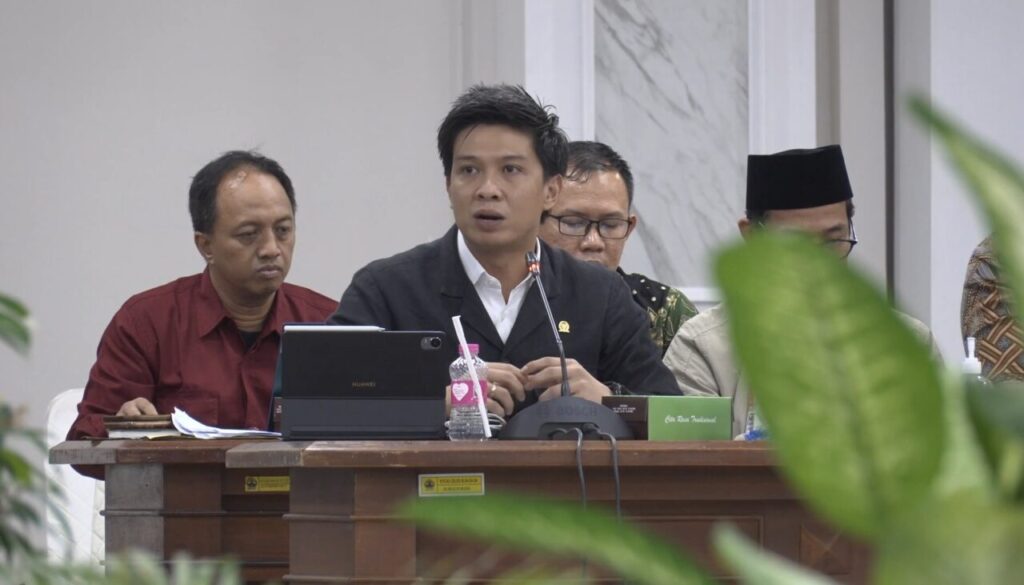 Kapoksi Komisi II DPR RI, Ahmad Wazir Noviadi