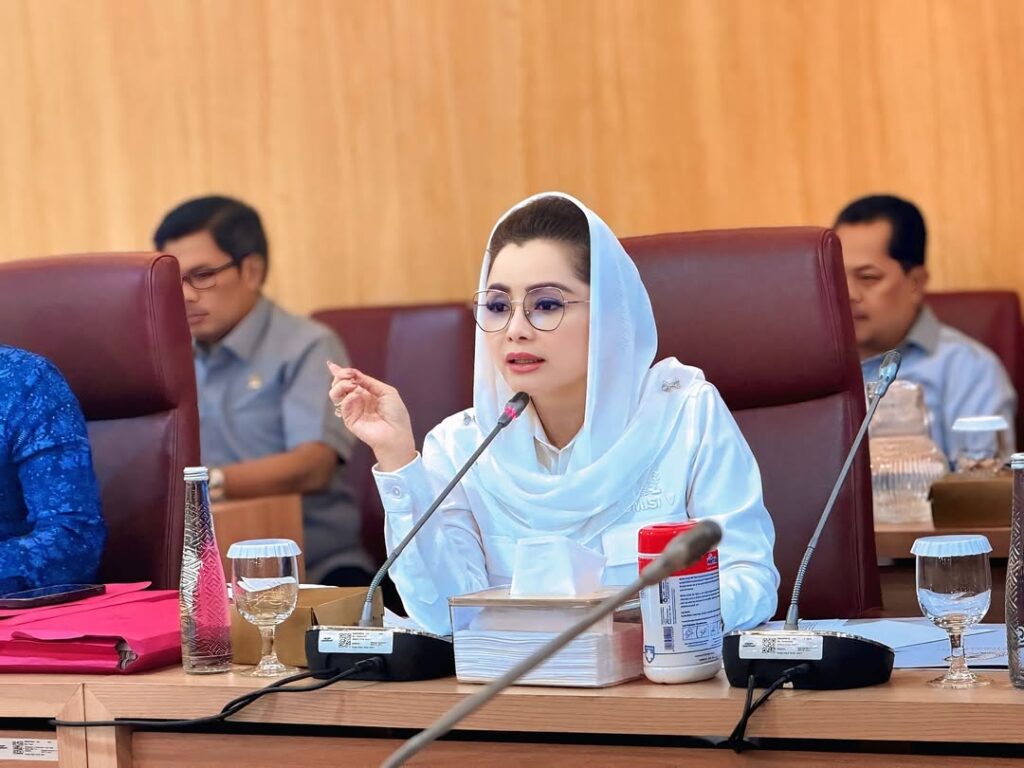 Anggota Komisi V DPR RI, Novita Wijayanti
