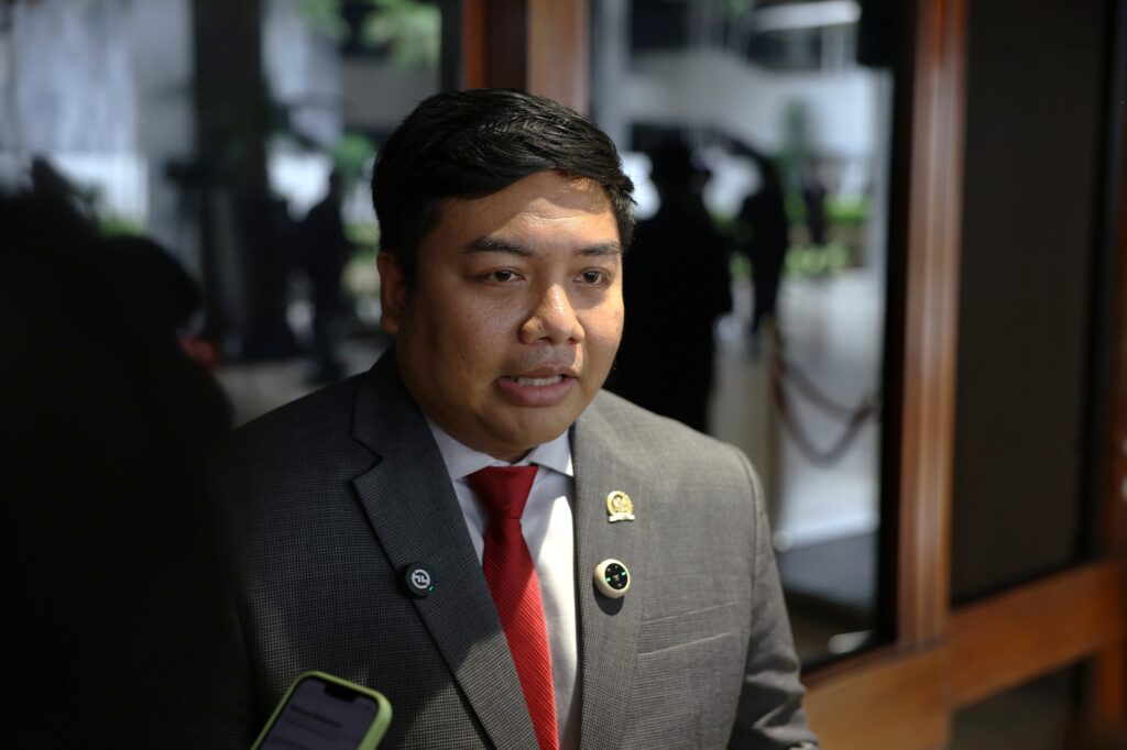 Anggota Komisi VI DPR RI, Kawendra Lukistian