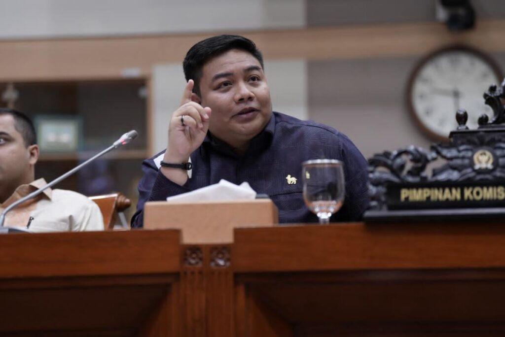 Anggota Komisi VI DPR RI, Kawendra Lukistian