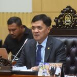 Habiburokhman Puji Keberanian Ocha SMAN 1 Pontianak Bela Kebenaran di LCC MPR