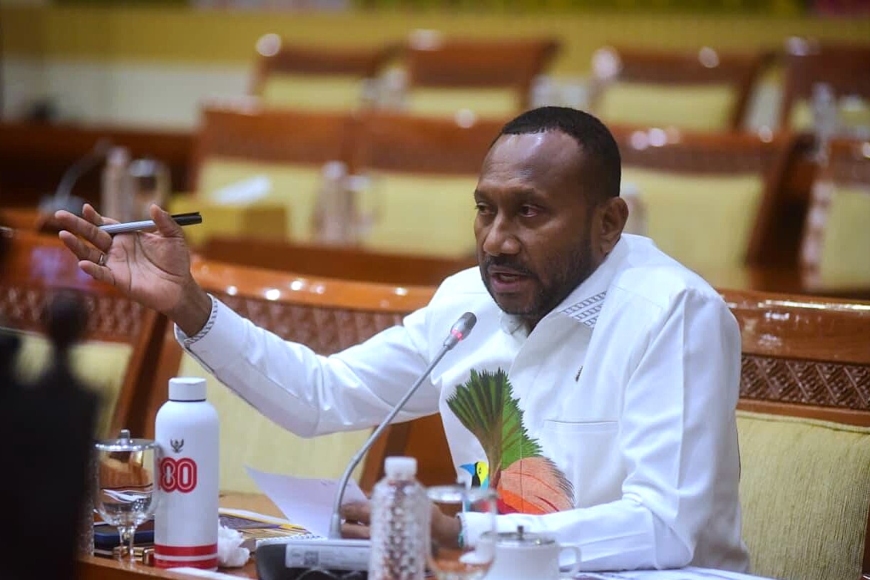 Soroti Papua, Yan Permenas Minta Kementerian HAM Fokus pada Aksi Konkret