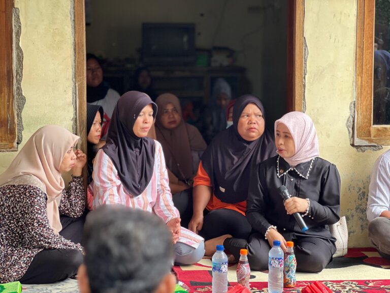Anggota Fraksi Gerindra DPRD Kabupaten Tangerang, Dina Maria Ulfa