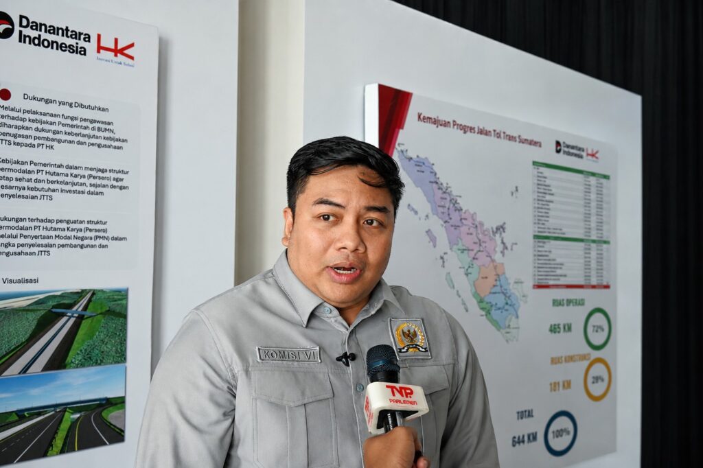 Anggota Komisi VI DPR RI, Kawendra Lukistian