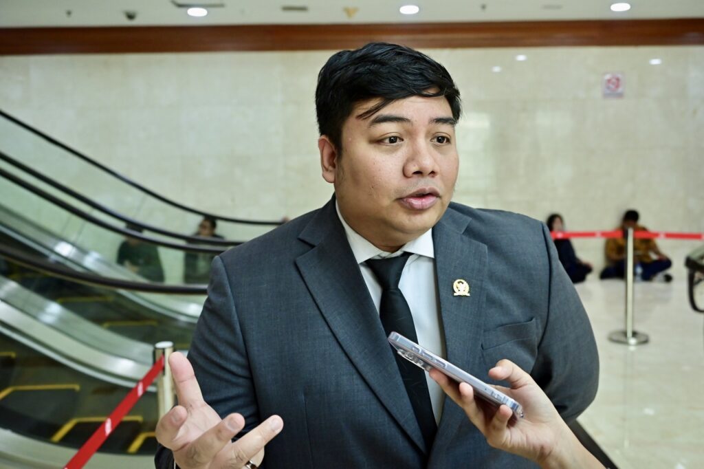 Anggota Komisi VI DPR RI, Kawendra Lukistian