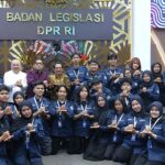 Bob Hasan Terima Aspirasi Mahasiswa Poltekesos, Dorong Legislasi yang Lebih Partisipatif