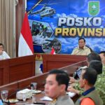 Tiba di Pekanbaru, Presiden Prabowo Evaluasi Penanganan Karhutla Riau dan Apresiasi Kinerja Tim di Lapangan