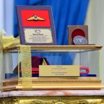 Presiden Prabowo Dianugerahi Medali Special Warfare Command Royal Thai Army, Jadi Kepala Negara Asing Pertama Terima Baret Merah Pasukan Khusus Thailand