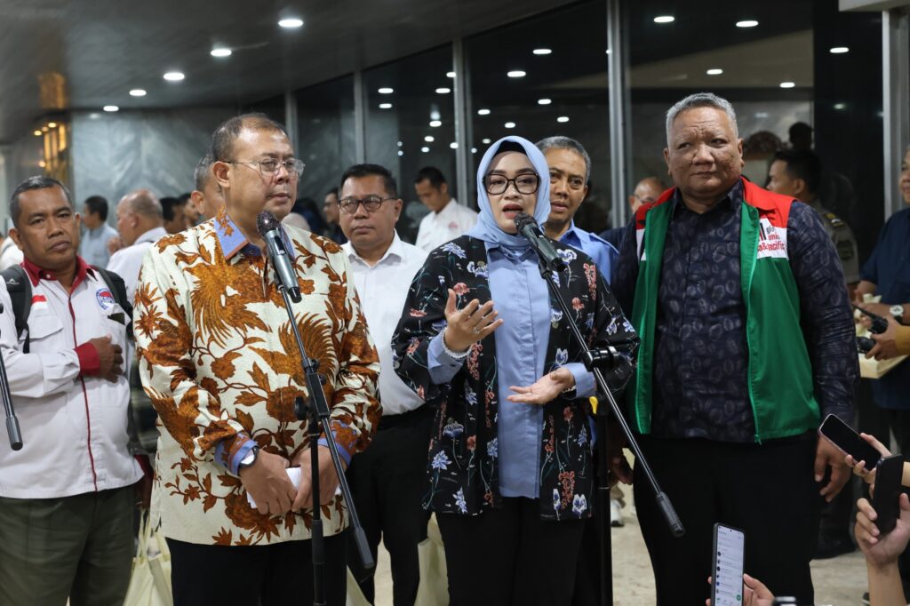 Wakil Ketua Komisi IX DPR RI, Putih Sari