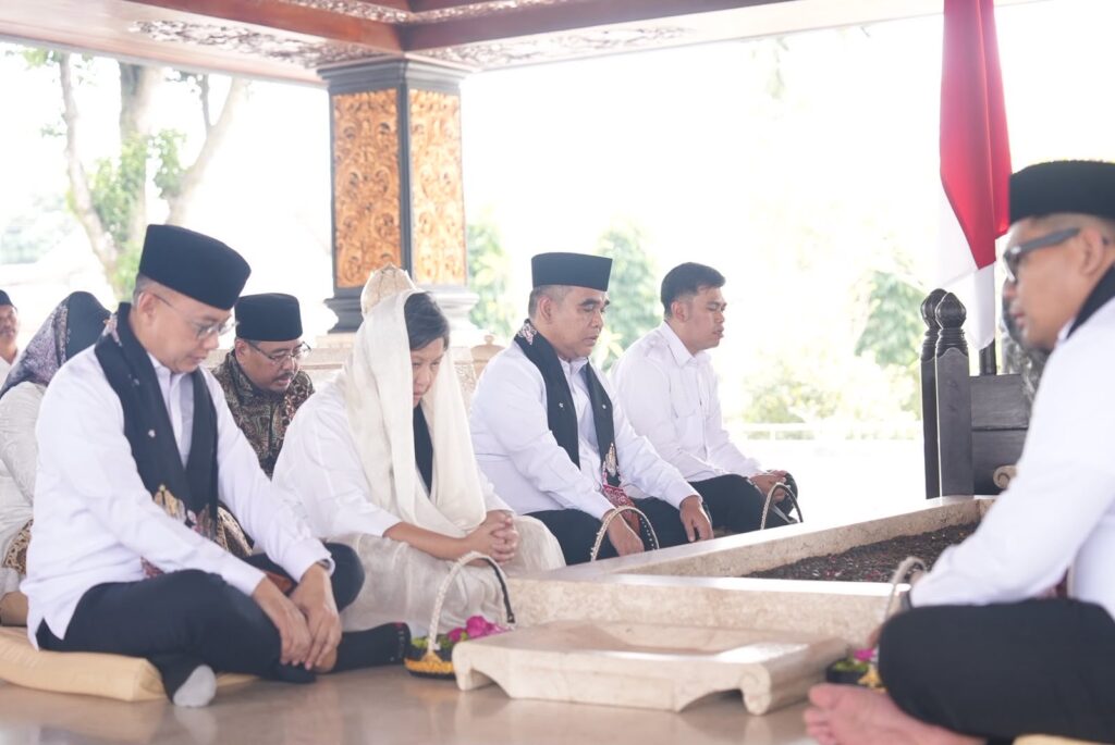 Jelang HUT ke-81 RI, Ahmad Muzani Pimpin Ziarah ke Makam Bung Karno, Teguhkan Semangat Persatuan Bangsa