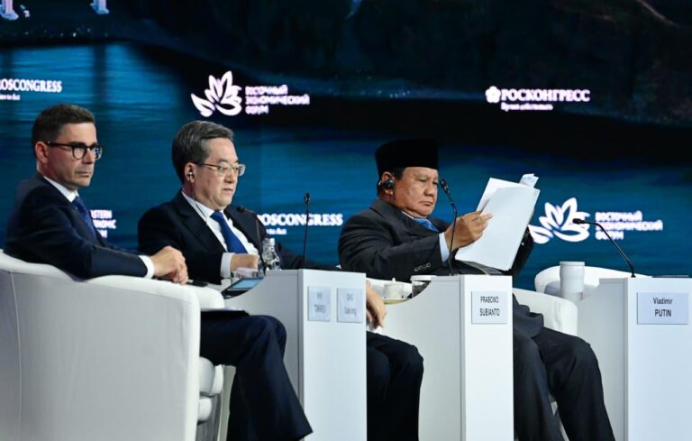 Presiden Republik Indonesia Prabowo Subianto
