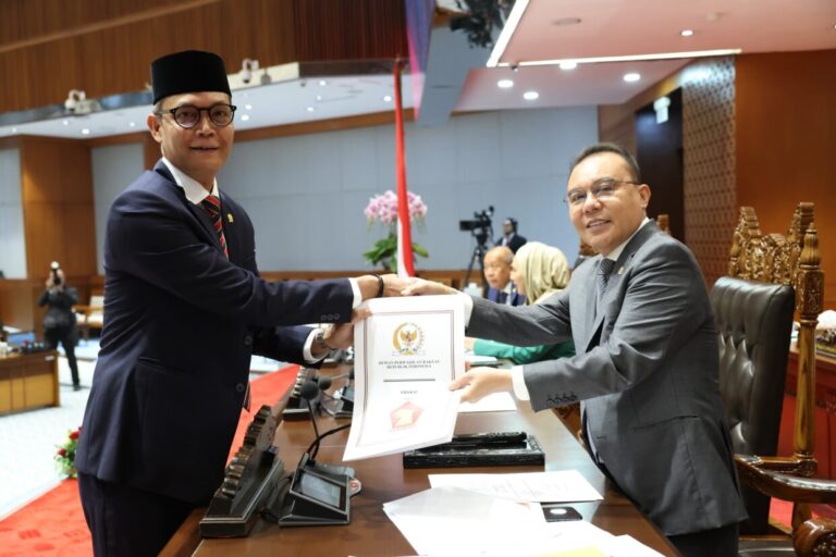 Anggota Badan Legislasi (Baleg) DPR RI sekaligus legislator asal Aceh, TA Khalid