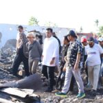 Andi Amar Salurkan Bantuan untuk Korban Kebakaran di Bone