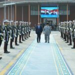 Presiden Prabowo Antar Langsung El-Sisi hingga ke Pesawat, Sukhoi dan F-16 TNI Kawal Kepulangan Presiden Mesir