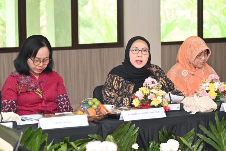 Wakil Ketua Komisi X DPR RI, Himmatul Aliyah