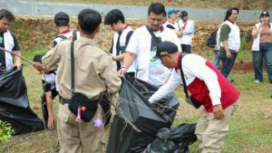 DPC Gerindra Jaksel dan Laskar Gerindra gelar aksi ASRI di Taman Kampung Kandang, Jagakarsa.